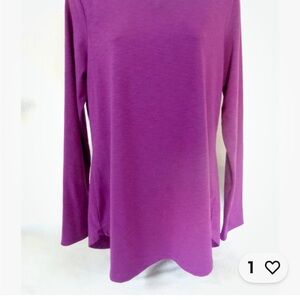 Title Nine Women's Vibrant Peephole back Purple Long Sleeve Top M